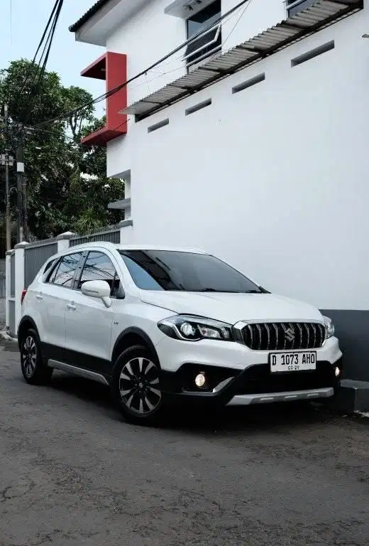 LowKm! Suzuki Sx4 SCross Facelift AT 2018 reg 2019 bandung TT baleno