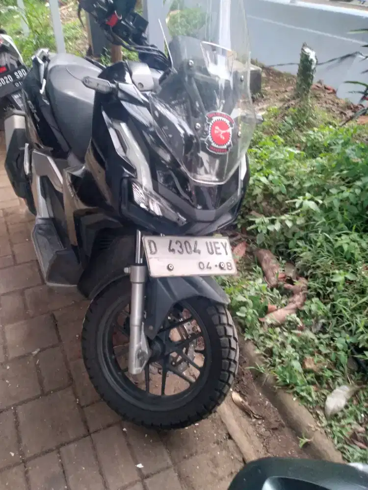 Honda adv160 cbs km 25rb