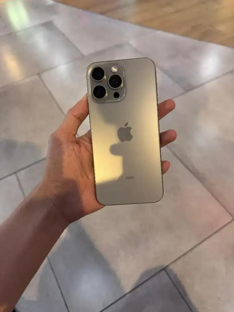 BH90 iphone 15 pro max 512 ibox natural titanium