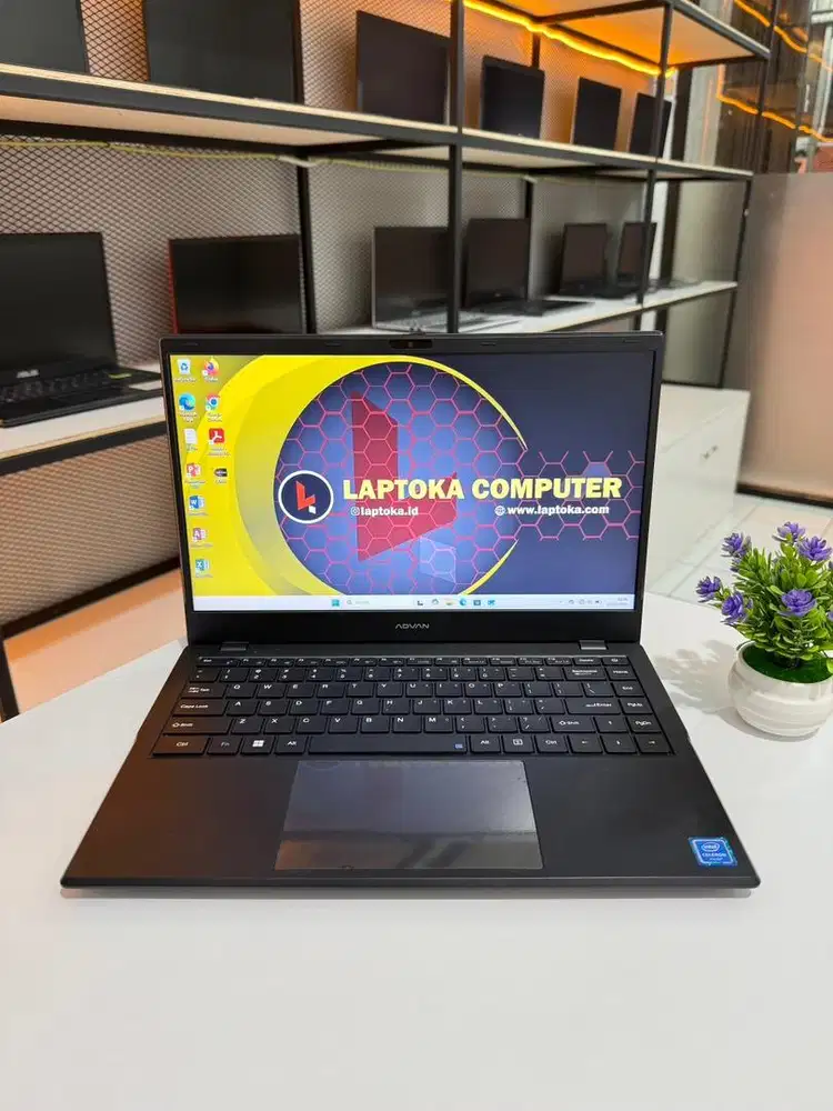 Di jual laptop advan 3 bulan pakai