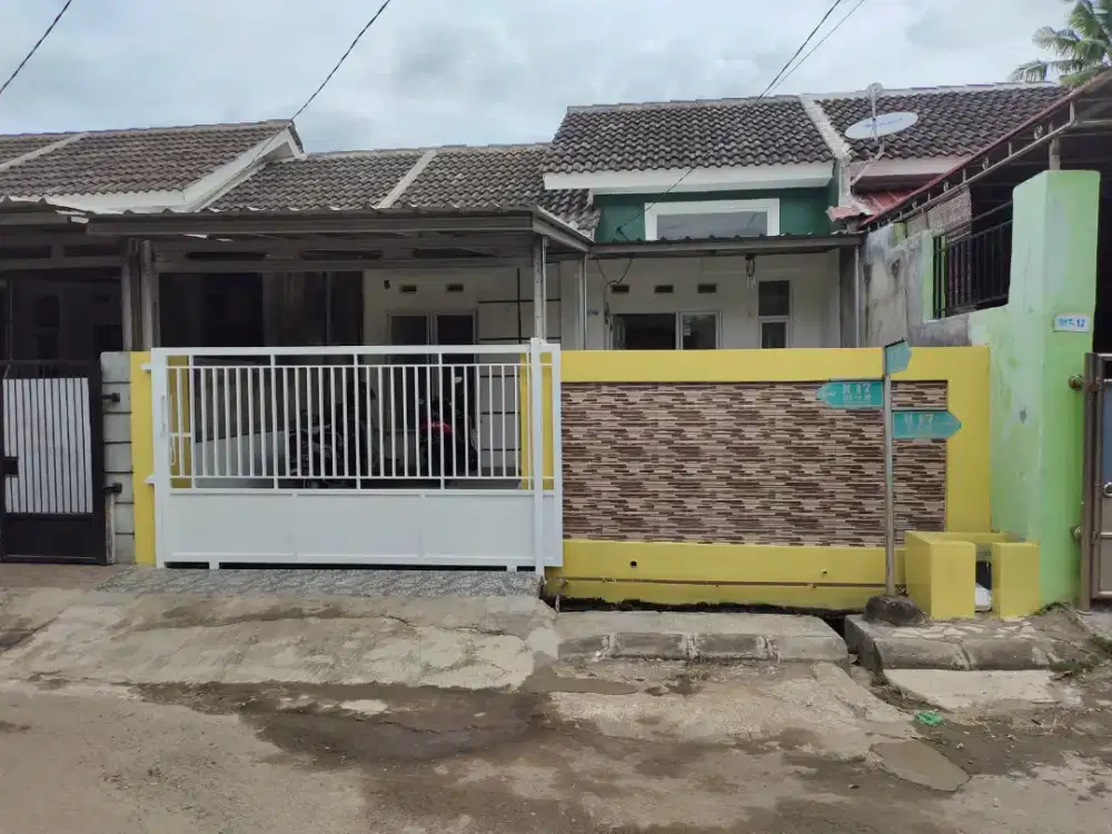 Di kontrakan / Di sewakan Rumah di Komplek Metro Cilegon