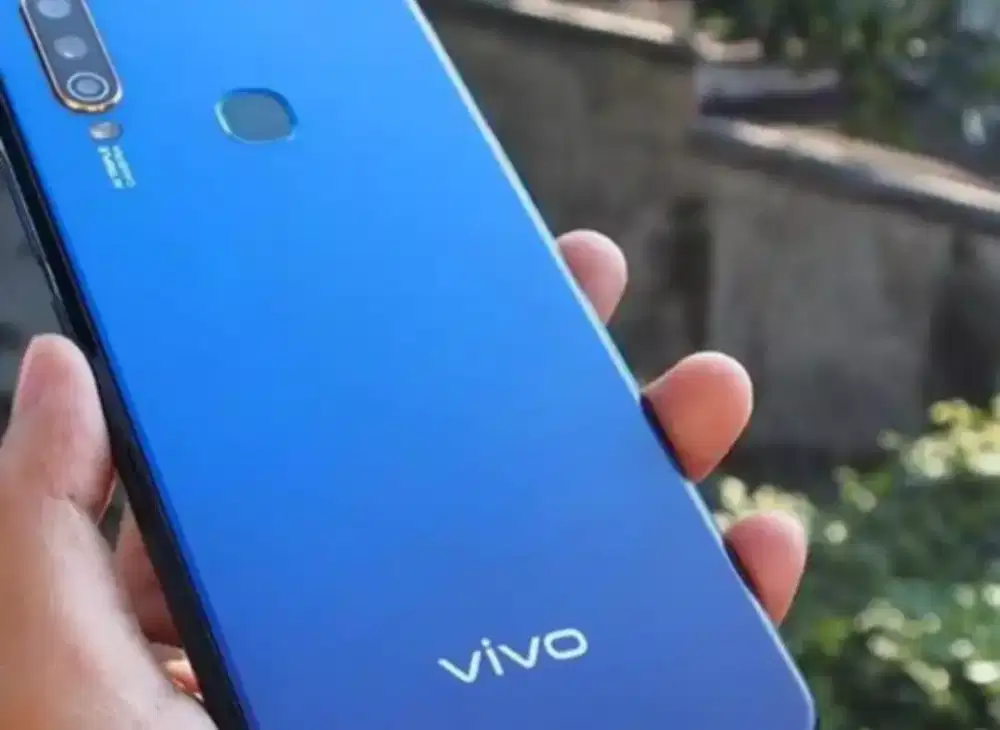 Di jual cepat hp Vivo y17 ram8/128