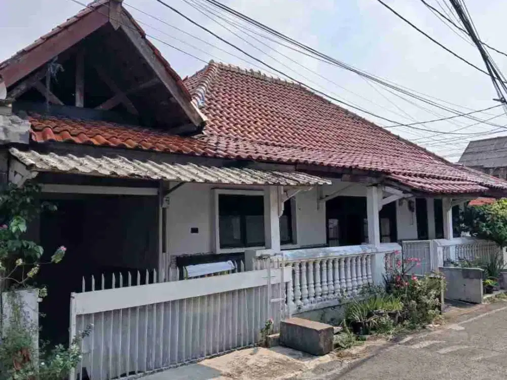RUMAH DIJUAL NYAMAN BEBAS BANJIR LOKASI STRATEGIS