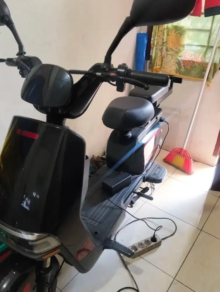 Sepeda listrik united Dresden v2