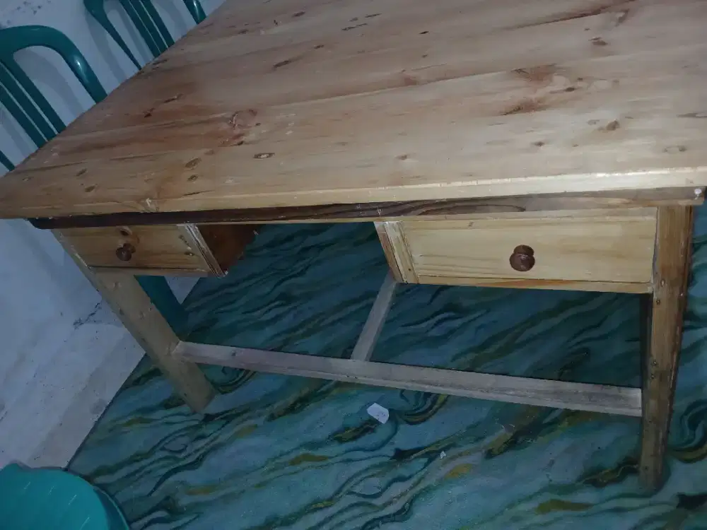 Meja kantor /bakso/usaba lai  nya