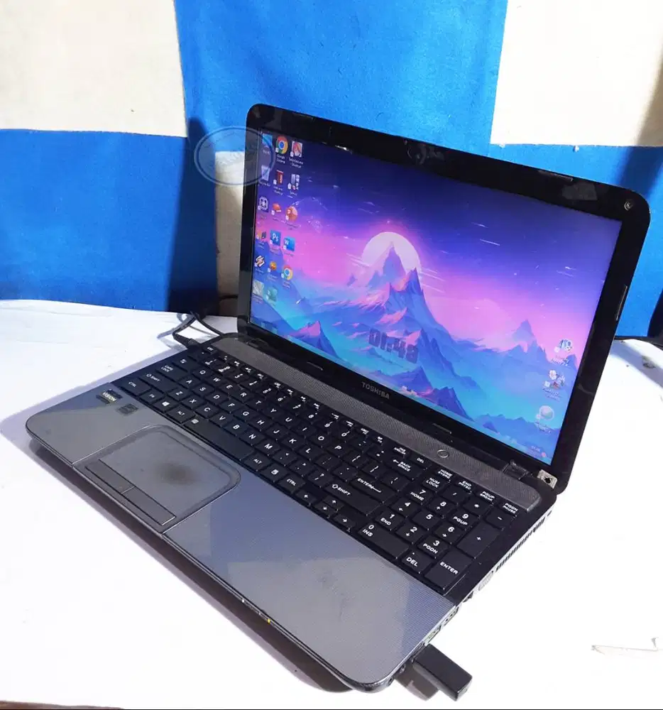 Leptop Toshiba 15 in AMD A8 Gaeming di Zamannya