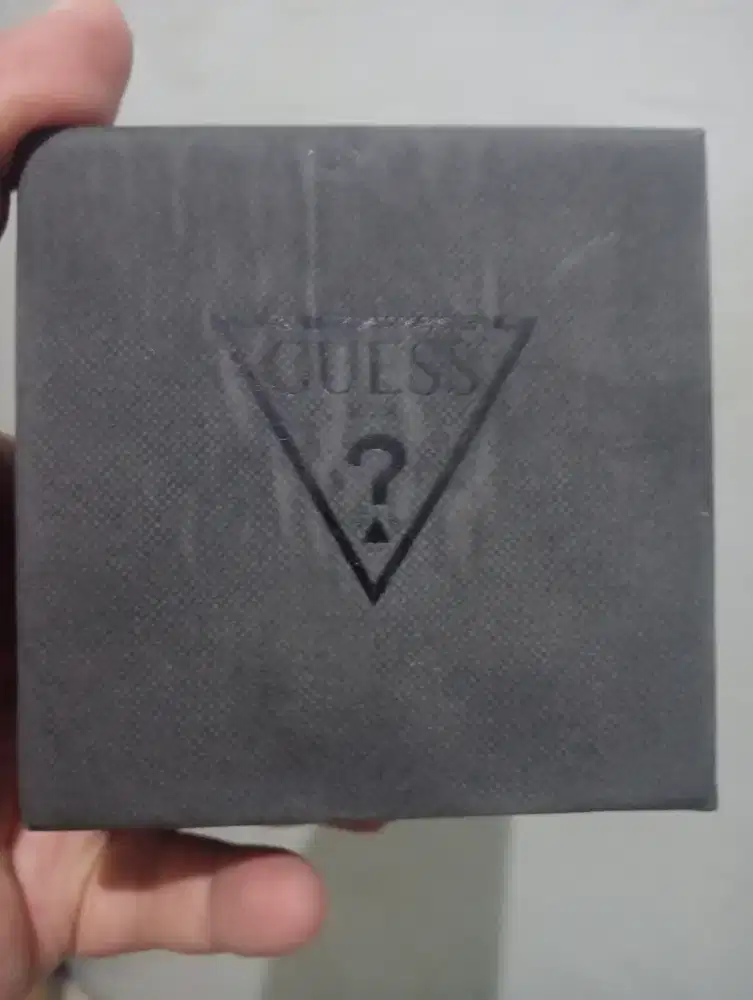 Dijual jam tangan merk guess