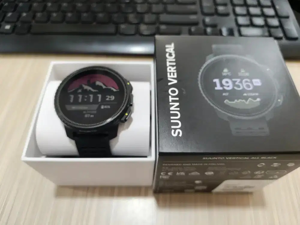 Suunto Vertical All Black Original Like New