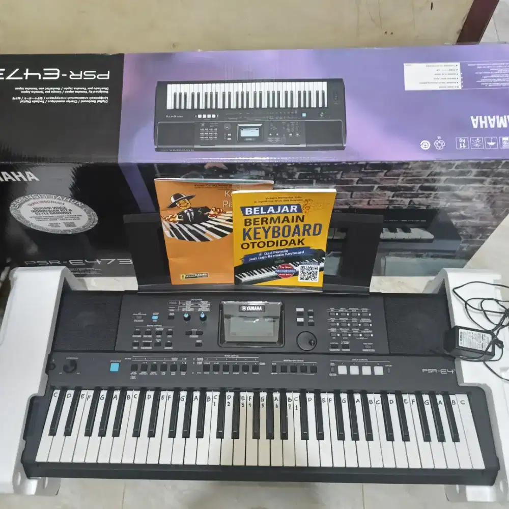 Yamaha Psr E 473 dus book like' New