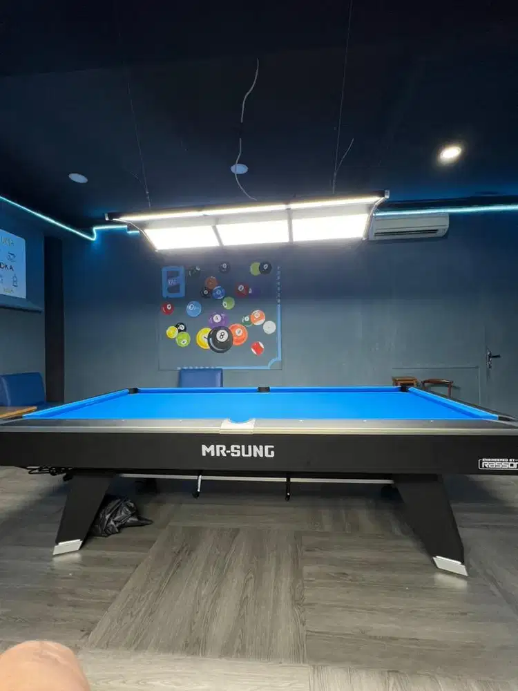 Lowongan kerja host live