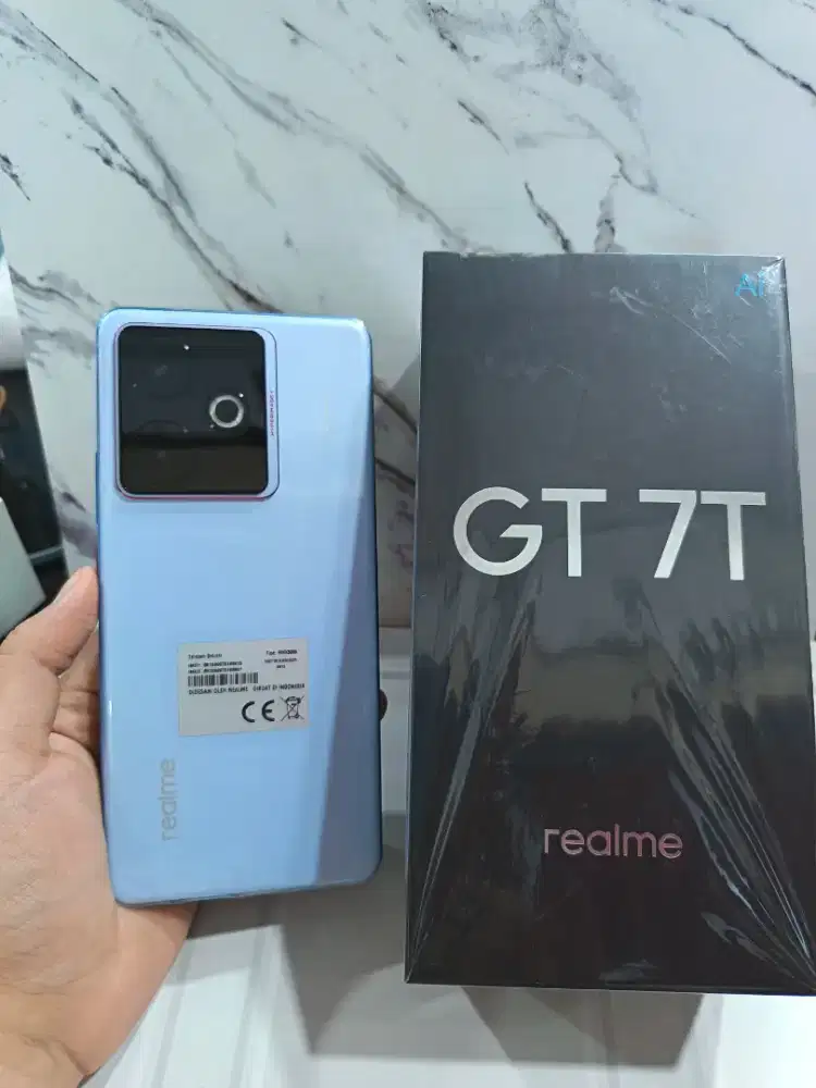 Realme GT 7T (12/256 GB) Biru. Fullset. Cas 100%. Like New. Unit Sht
