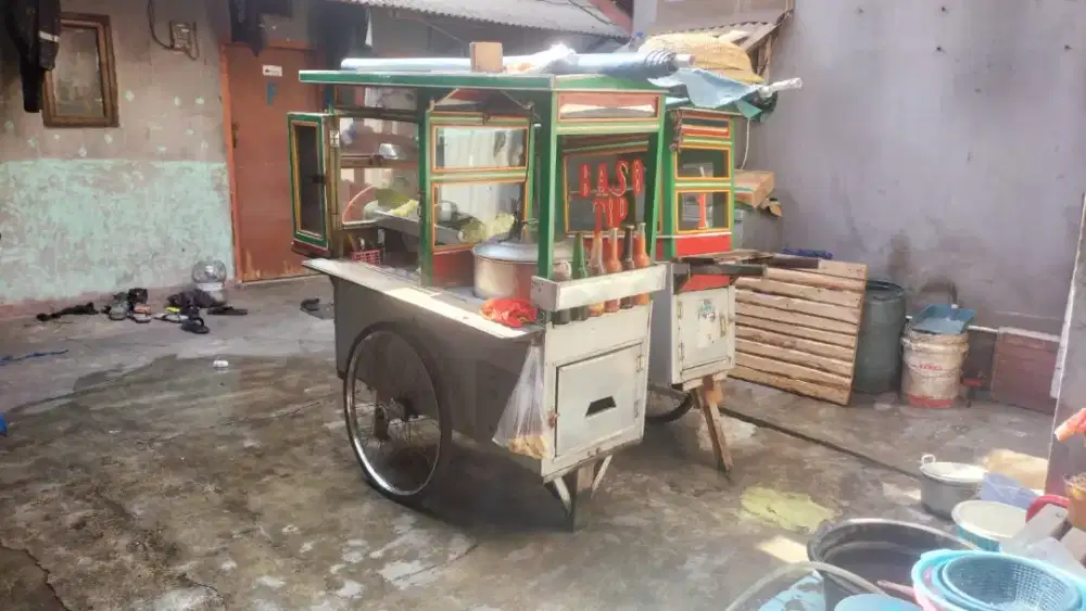 Jual butuh grobak baso ada 2