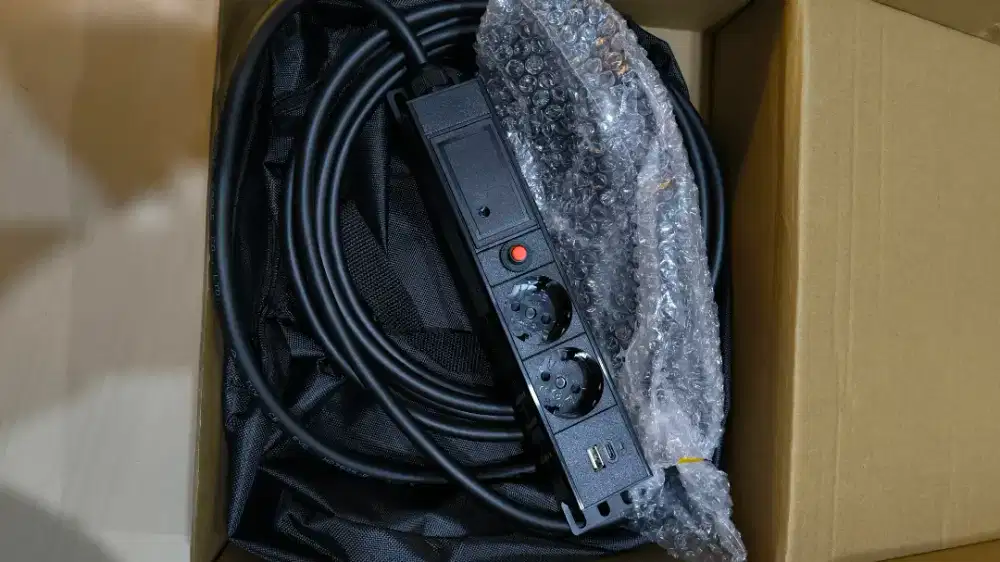 V2L Omoda E5 mobil listrik vehicle to load