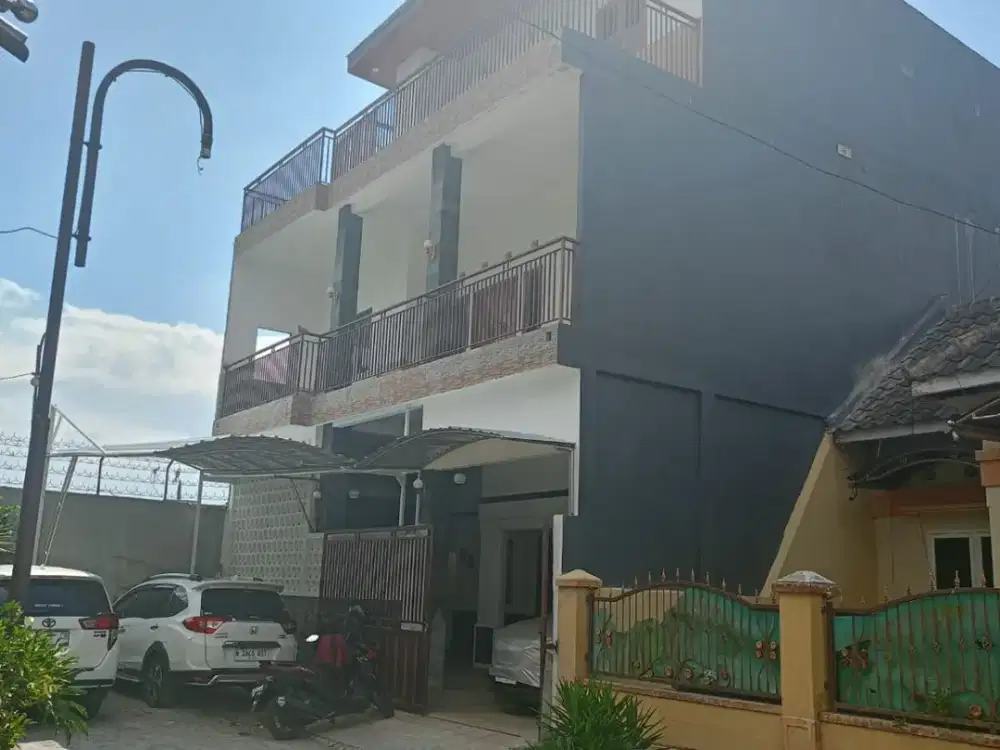 Kost 3 lantai Harga Murah Butuh Uang Di Soekarno Hatta Deket UB