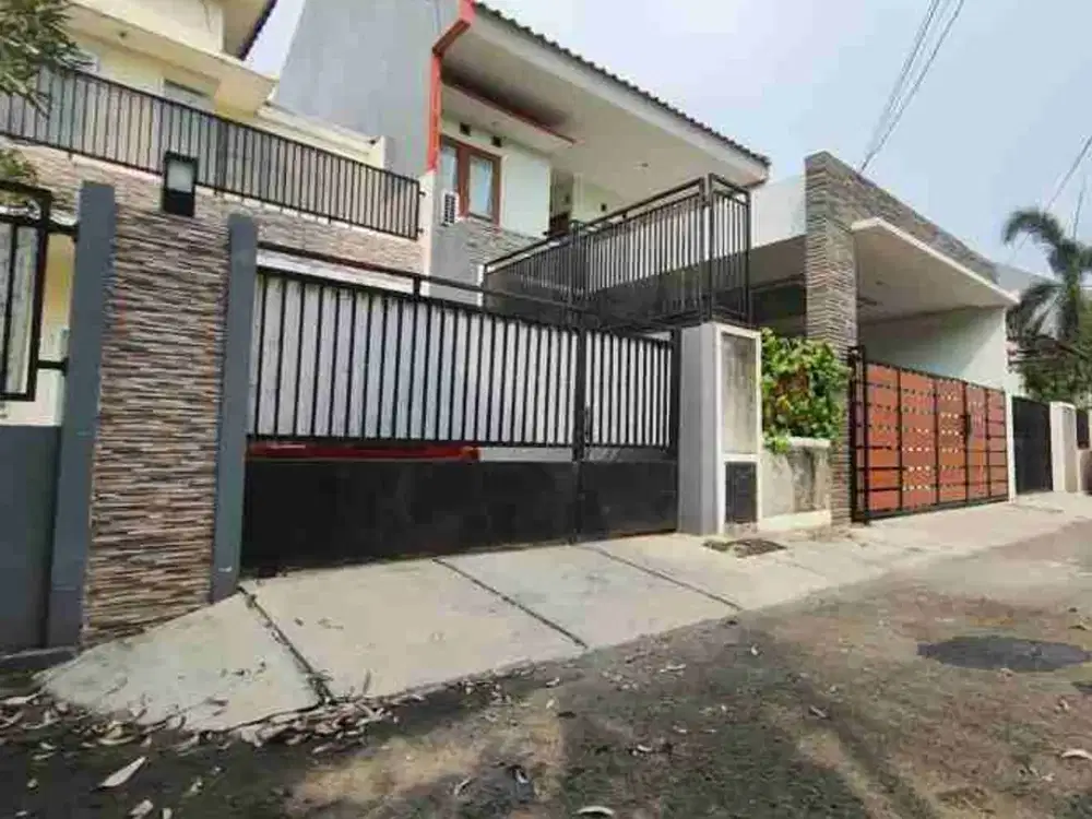 Rumah Siap Huni 2 Lantai di Pondok Kelapa, Duren Sawit | LT 209 m²