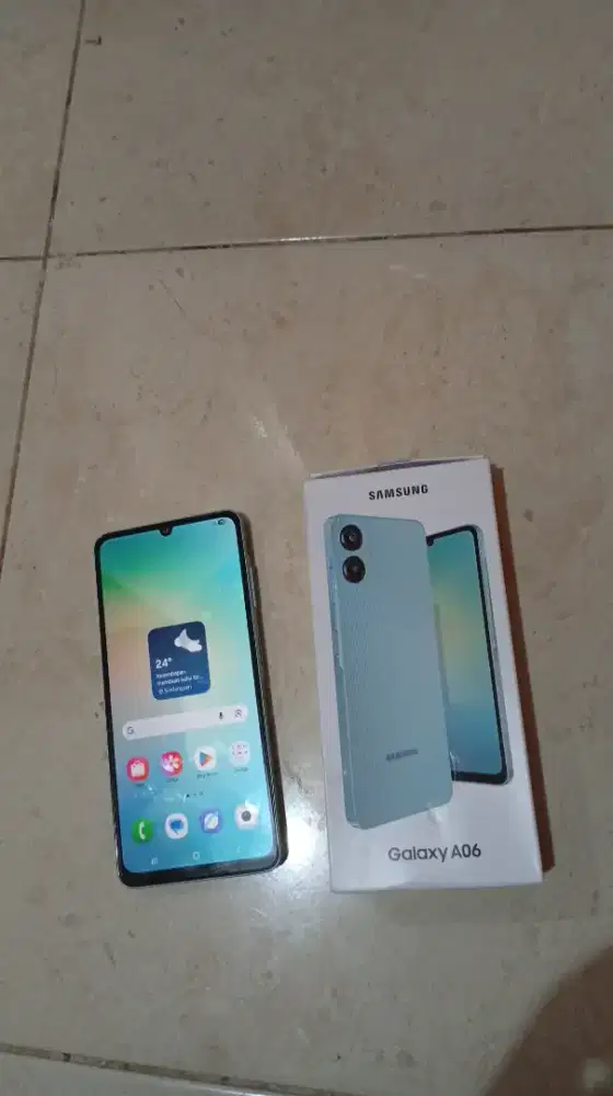 Samsung a06 4/64 gb
