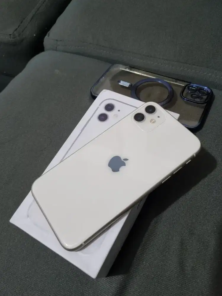 iPhone 11 128gb Komplit Mulus