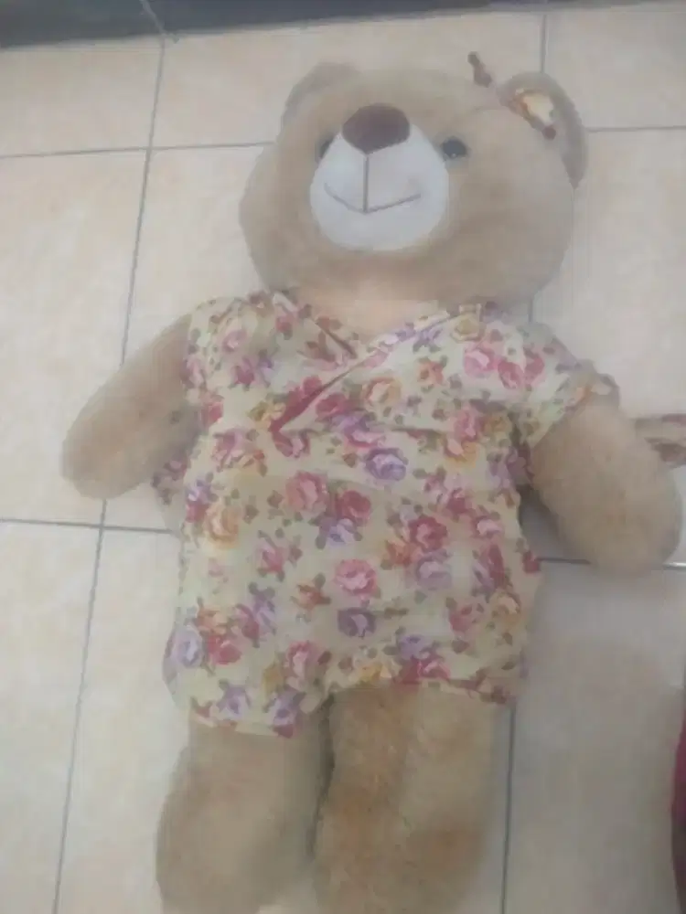Boneka besar bagus
