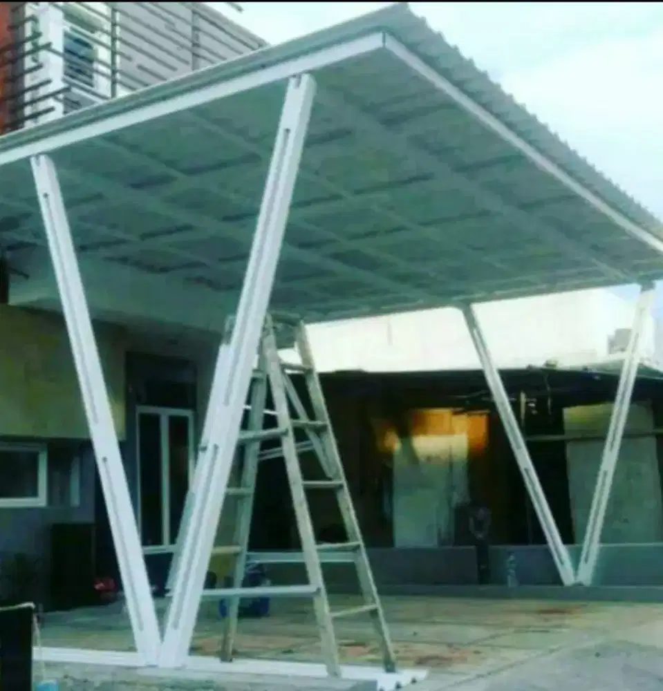 Pemasangan kanopi baja ringan