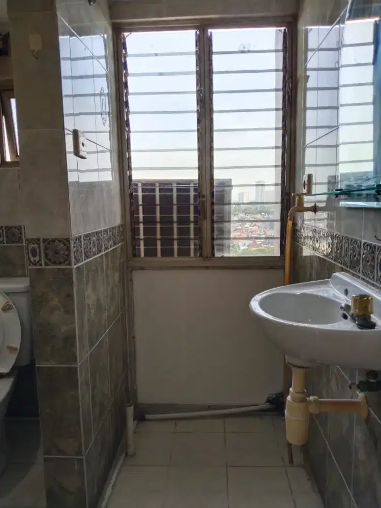 Disewakan Apartemen Wisma Gading Permai, lokasi strategis, dekat Mall