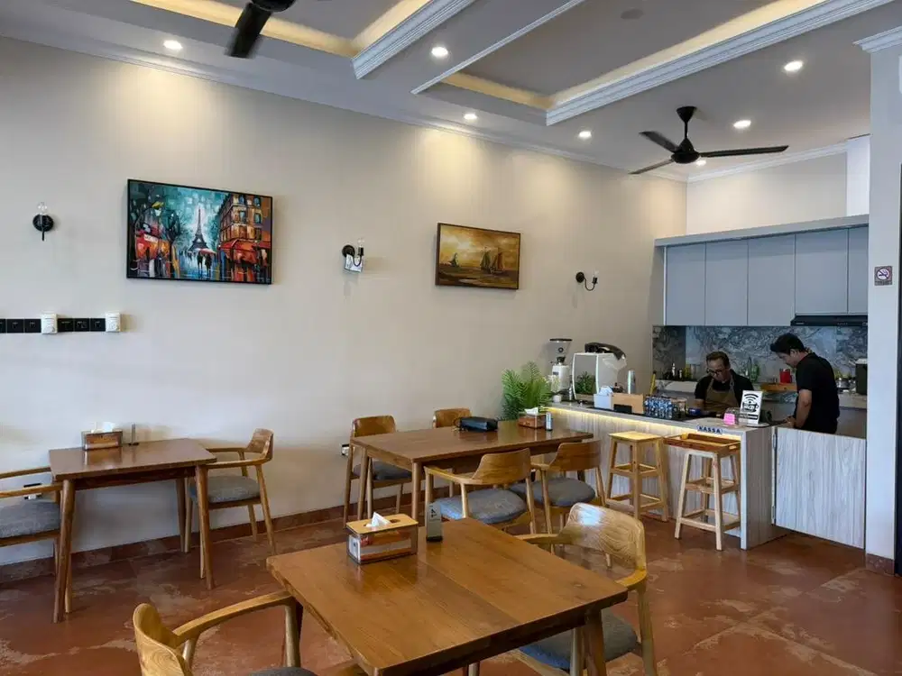 Butuh Segera Barista Pria