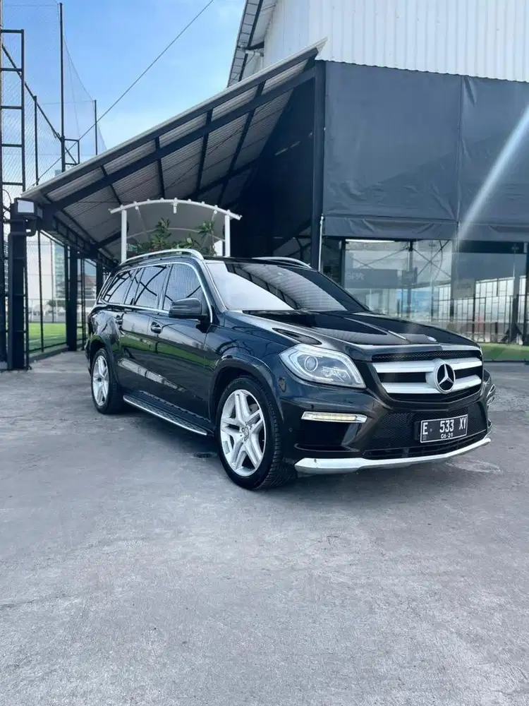 Mercedes Benz GL 400 AMG