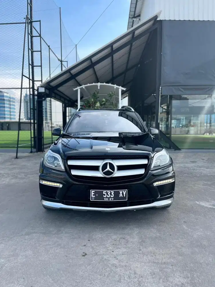 Mercedes Benz GL 400 AMG
