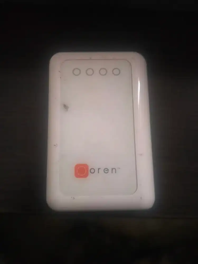 Power bank oren