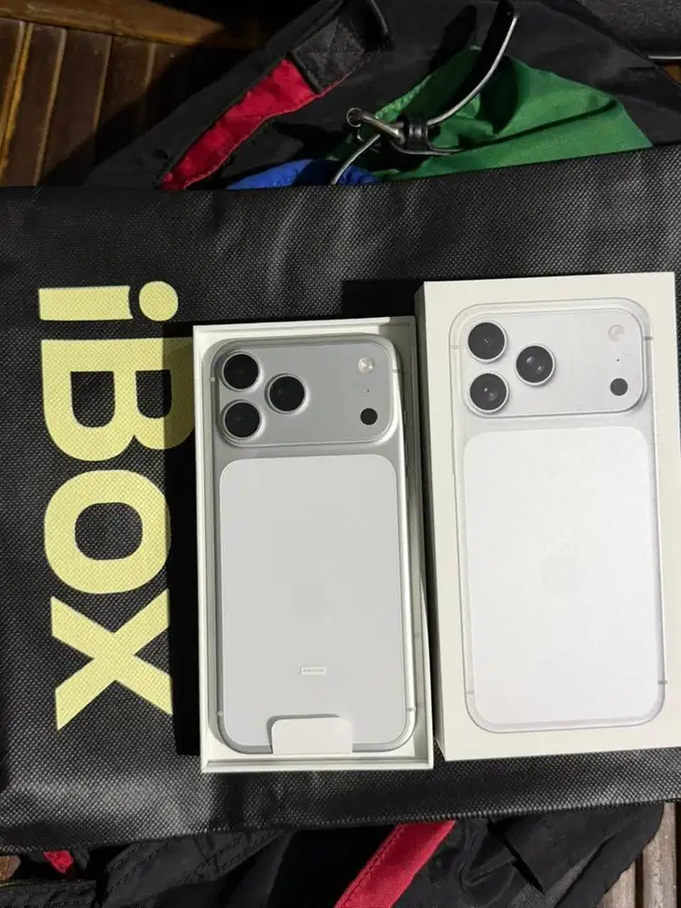 iPhone 17 Pro Max 256GB iBox Open Box