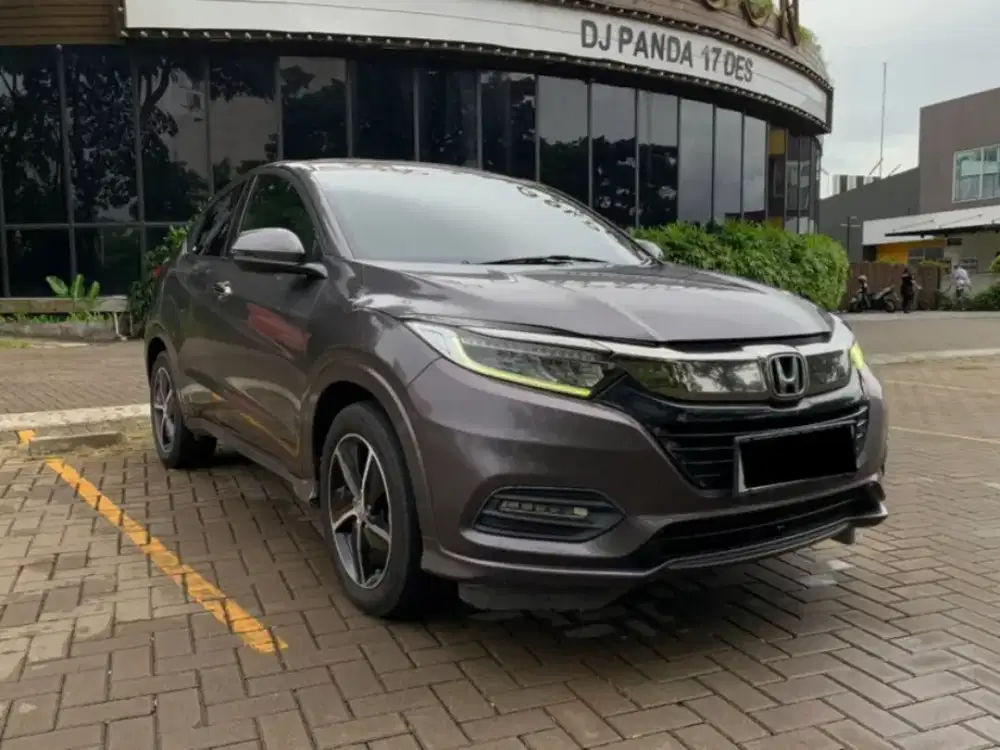 ISTIMEWA!! HONDA HRV 1.8 PRESTIGE MATIC 2020 , SUNROOF PANORAMIC