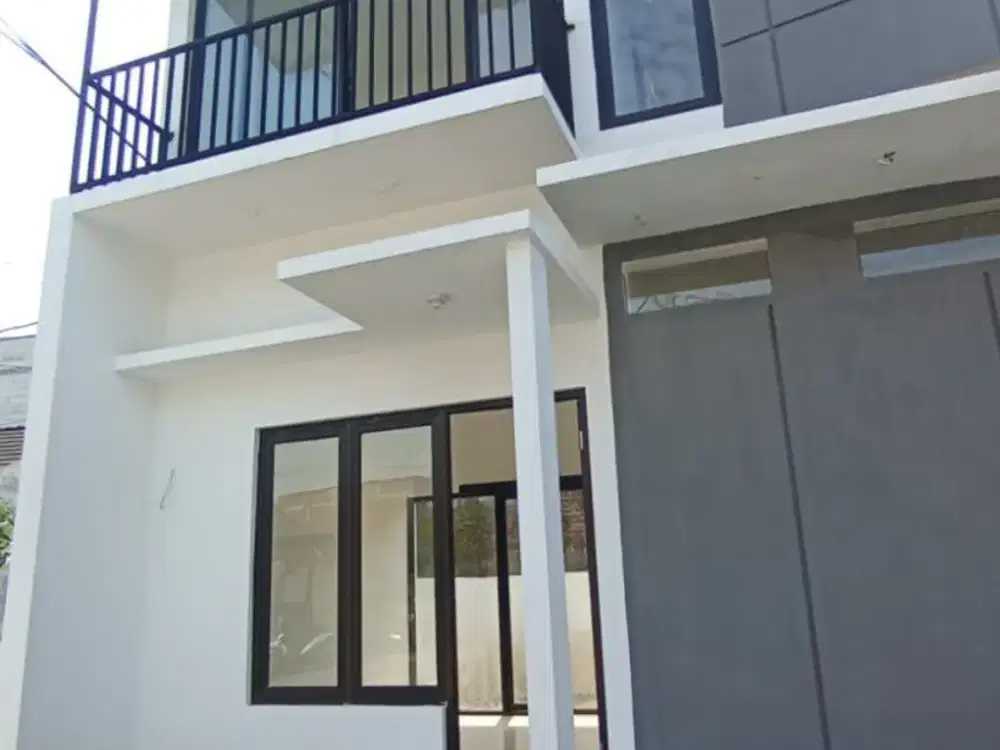 Dijual Rumah Baru Siap Huni Posisi Hook di Purwoasri Singosari