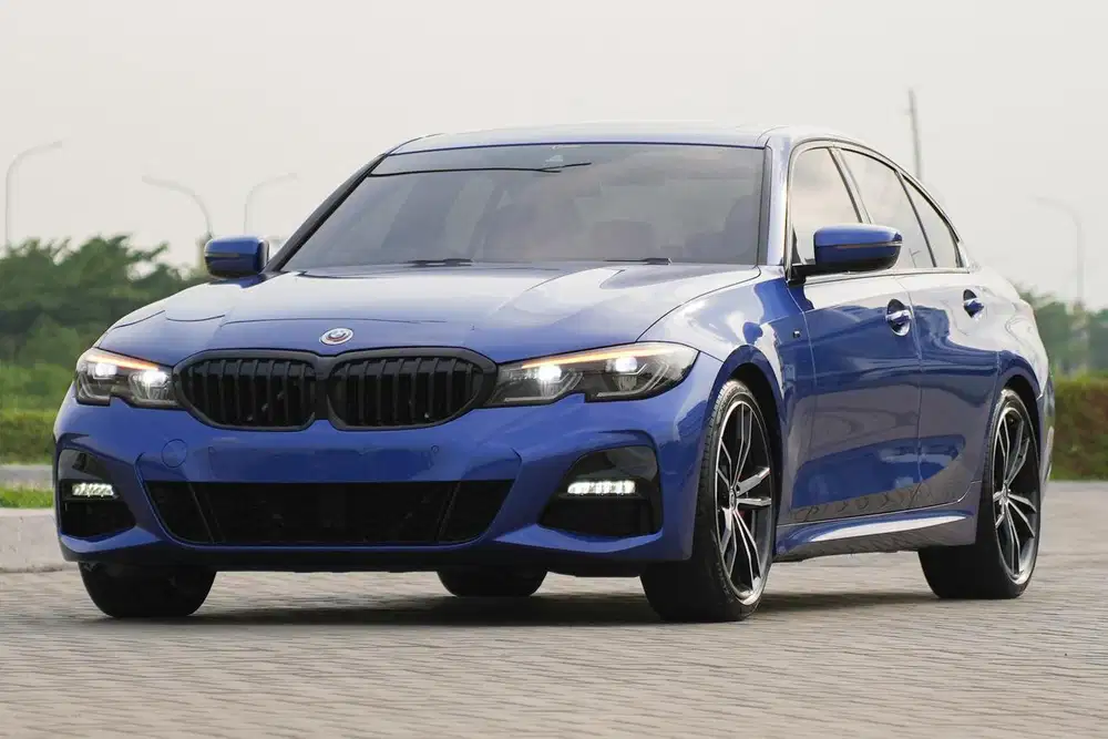 Portimao Blue! BMW 330i M-Sport 2022 New Model Full Spec! 320i c300