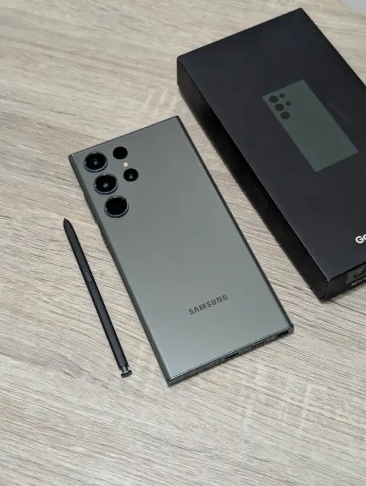 Samsung S23 ultra 12/256 sein