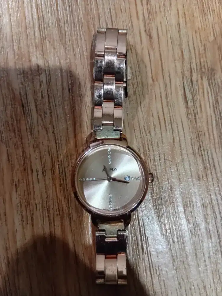 Dijual jam tangan alba cewe bagus