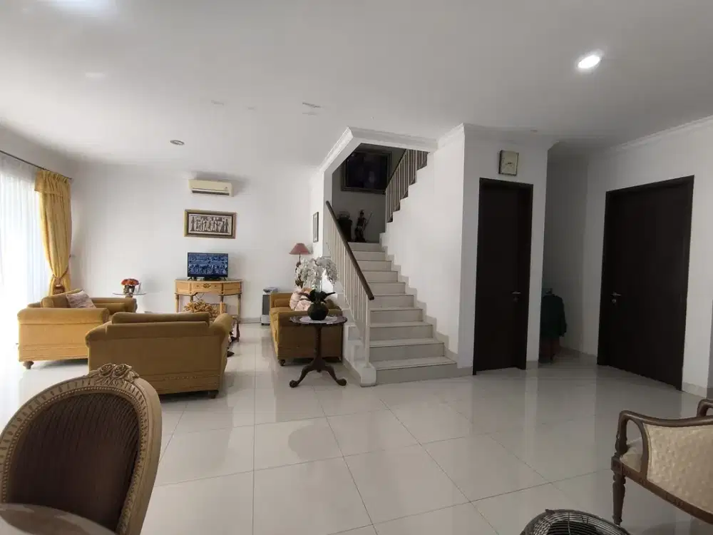 Rumah Cantik 2 Lantai Siap Huni Luas220 Cluster Palm Spring JGC Cakung