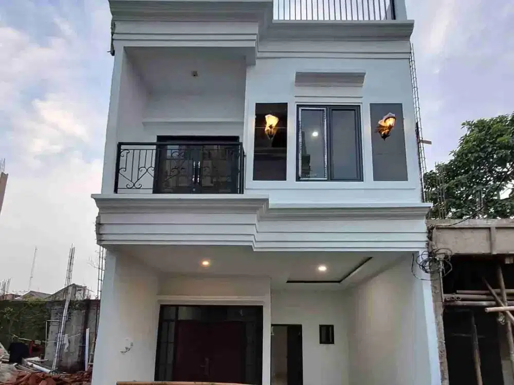 Jual Rumah RoofTop  900 Jutaan  Di Cipedak Jagakarsa. Jakarta Selatan