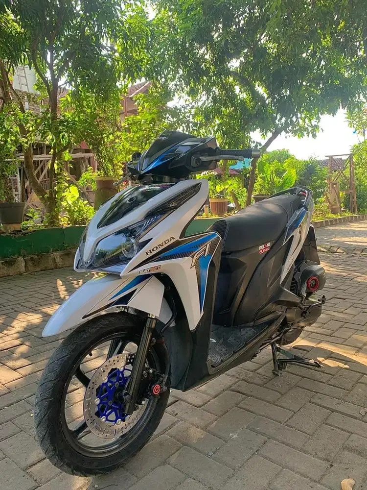 Vario 125 2015 Led Old