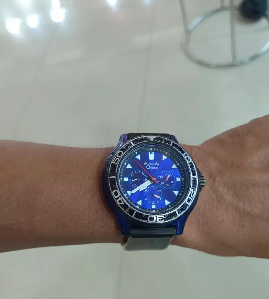 Jam tangan alexandre Christie