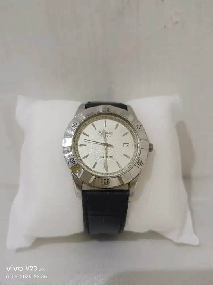 Jam tangan alexandre Christie