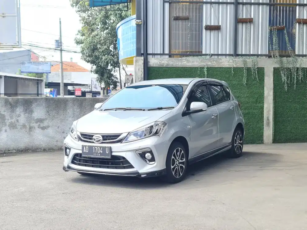 Sirion RS 2021 matic km rendah
