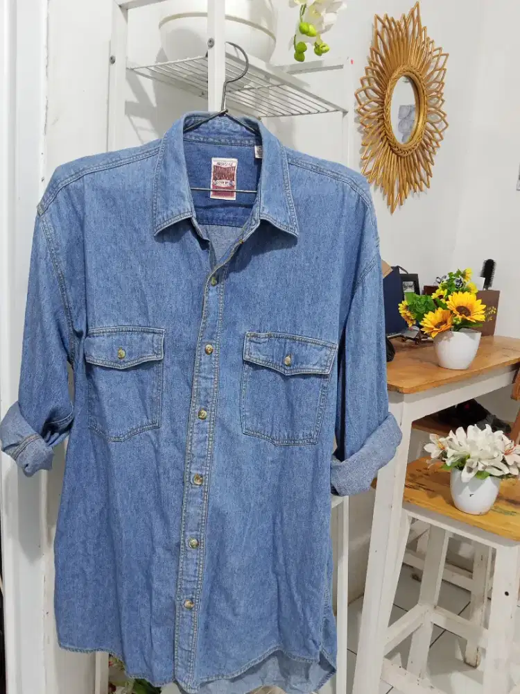 Aneka Kemeja Pria dan Jas