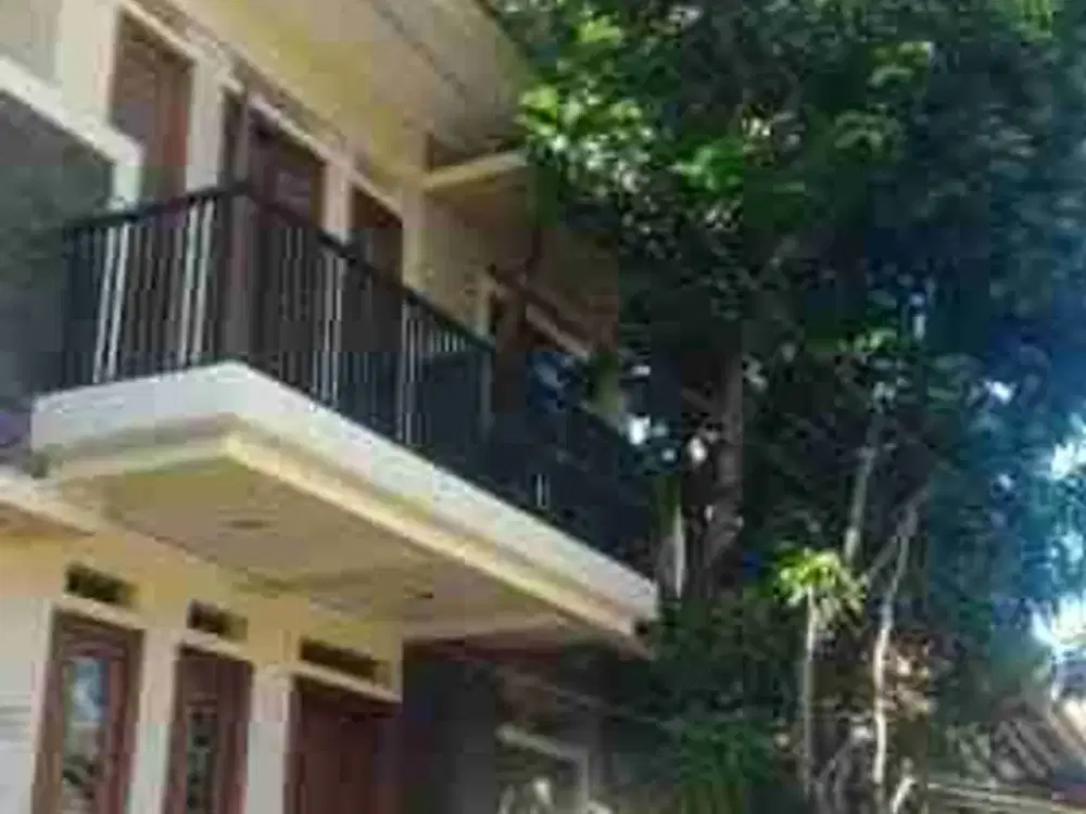 Rumah Jl.Kavling Polri, Ragunan, 4 kamar