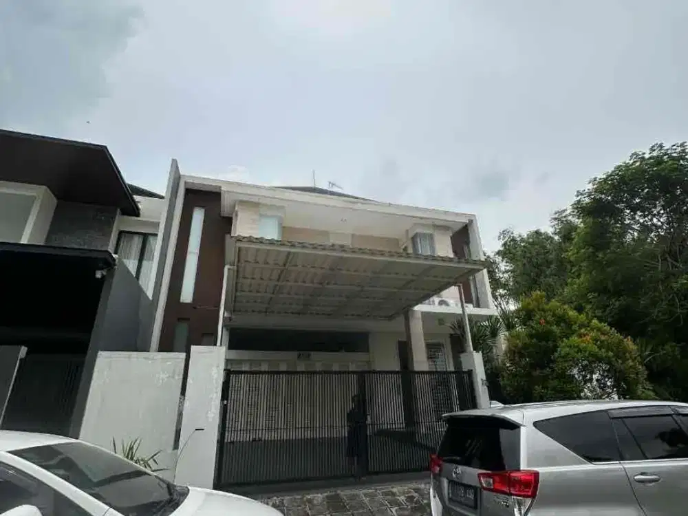 For Sale! Rumah Second Terawat Murah 2 Lantai Bukit Golf Citraland - Surabaya Barat
