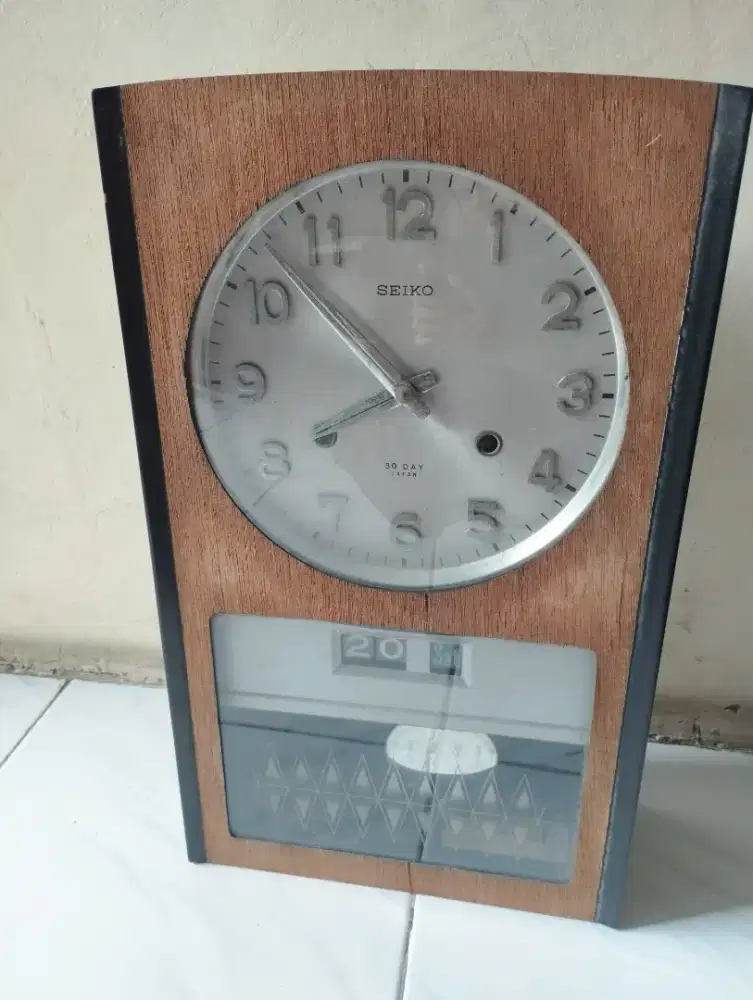 Jam dinding jadul/vintage Seiko