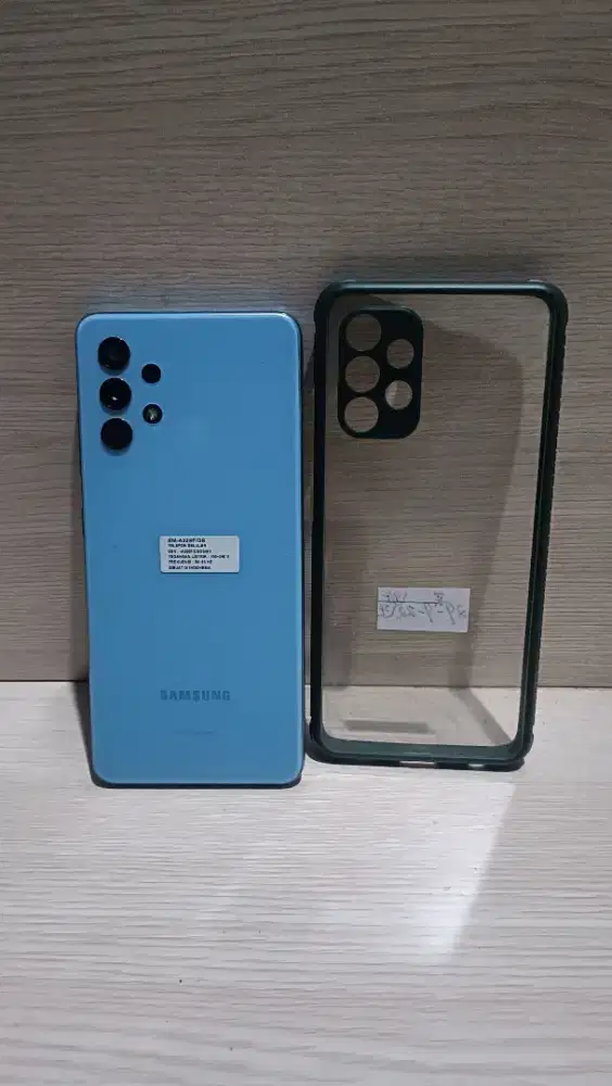 Di jual Samsung a32 8/128 hp aja