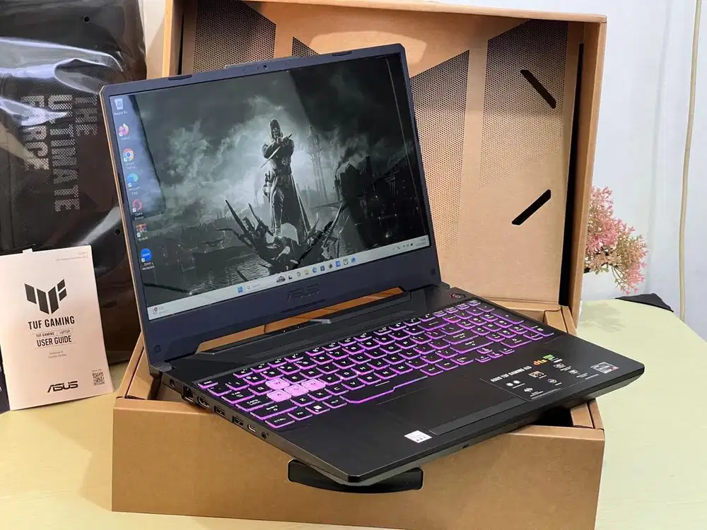Asus TUF Gaming A15 FA506NF Ryzen 5-7535HS RAM 8 GB SSD 512 GB Mulus.