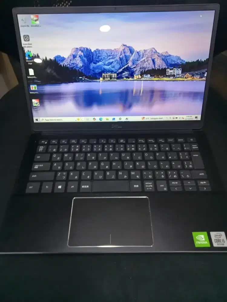 Dell vostro 5391.intel core i5 gen 10.ram 8 gb. SSD 256 gb. Vga 2 gb