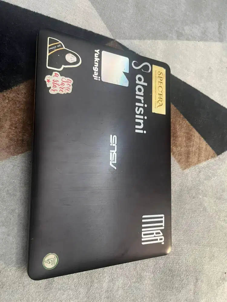 Asus X441U core i3 7020U CPU Dual 2.30 Hz Sudah SSD