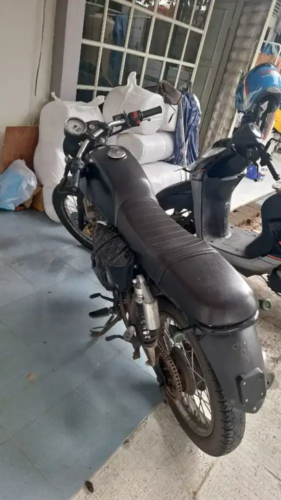 BENELLI MOTOBI 152