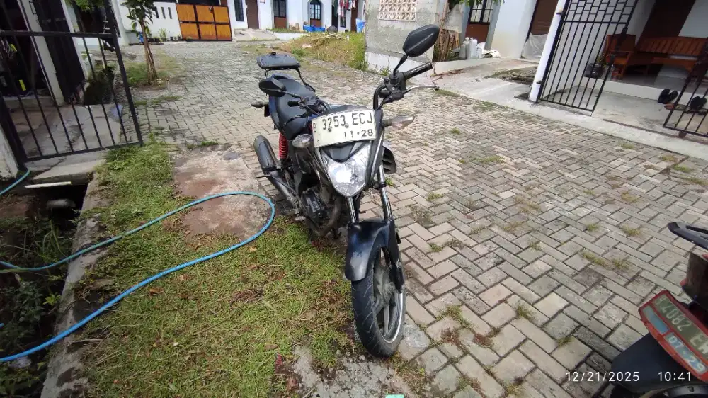 Verza 2013 Pajak Panjang SS Lengkap Tangan Pertama